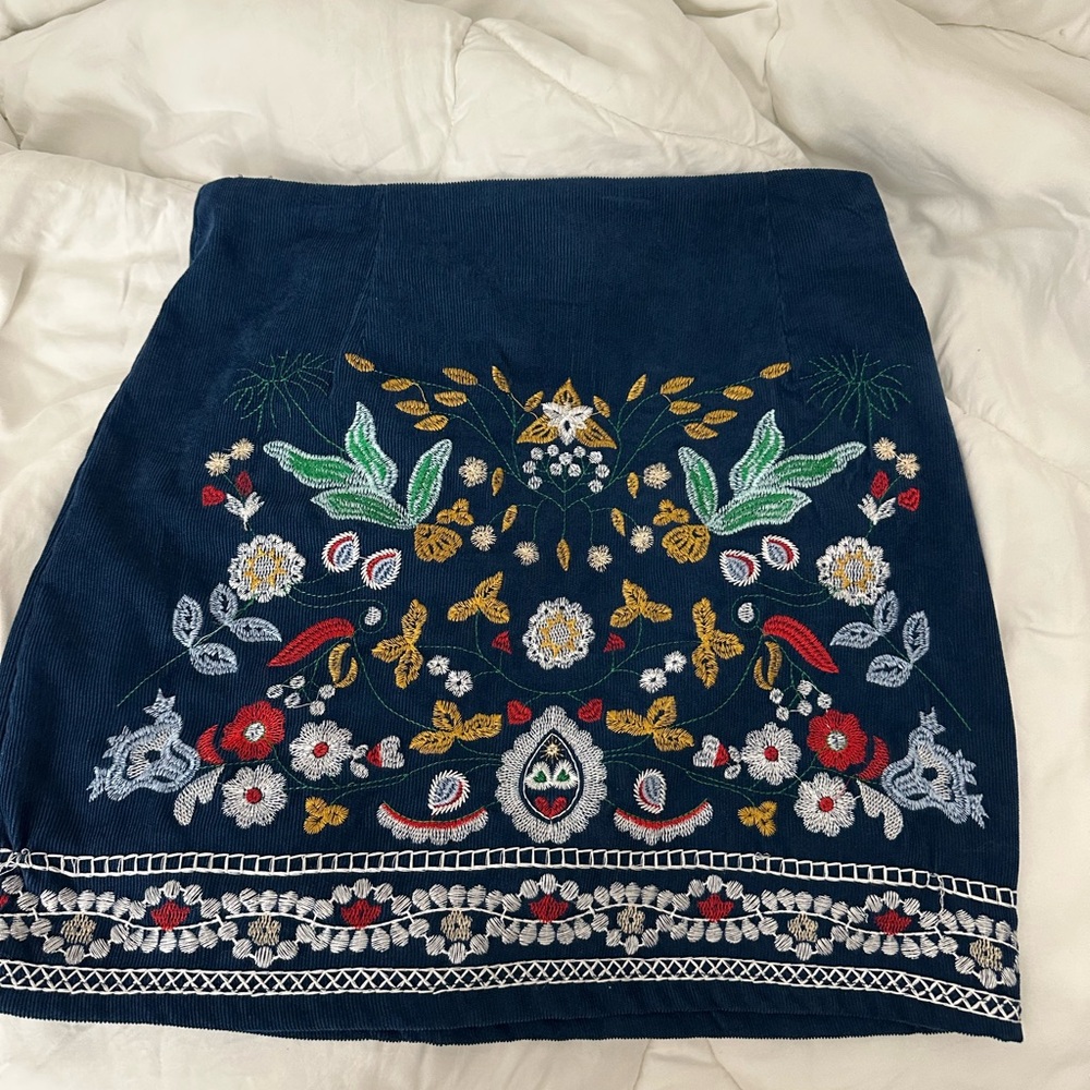 SHEIN Embroidered Floral Navy Skirt